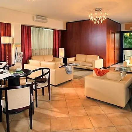 Cassia Roma