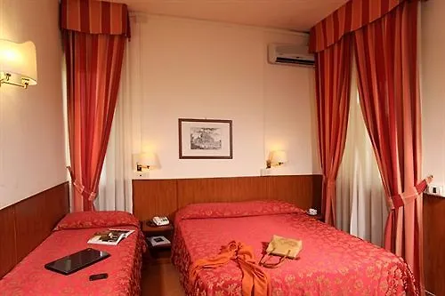 Hotel Cassia 3*